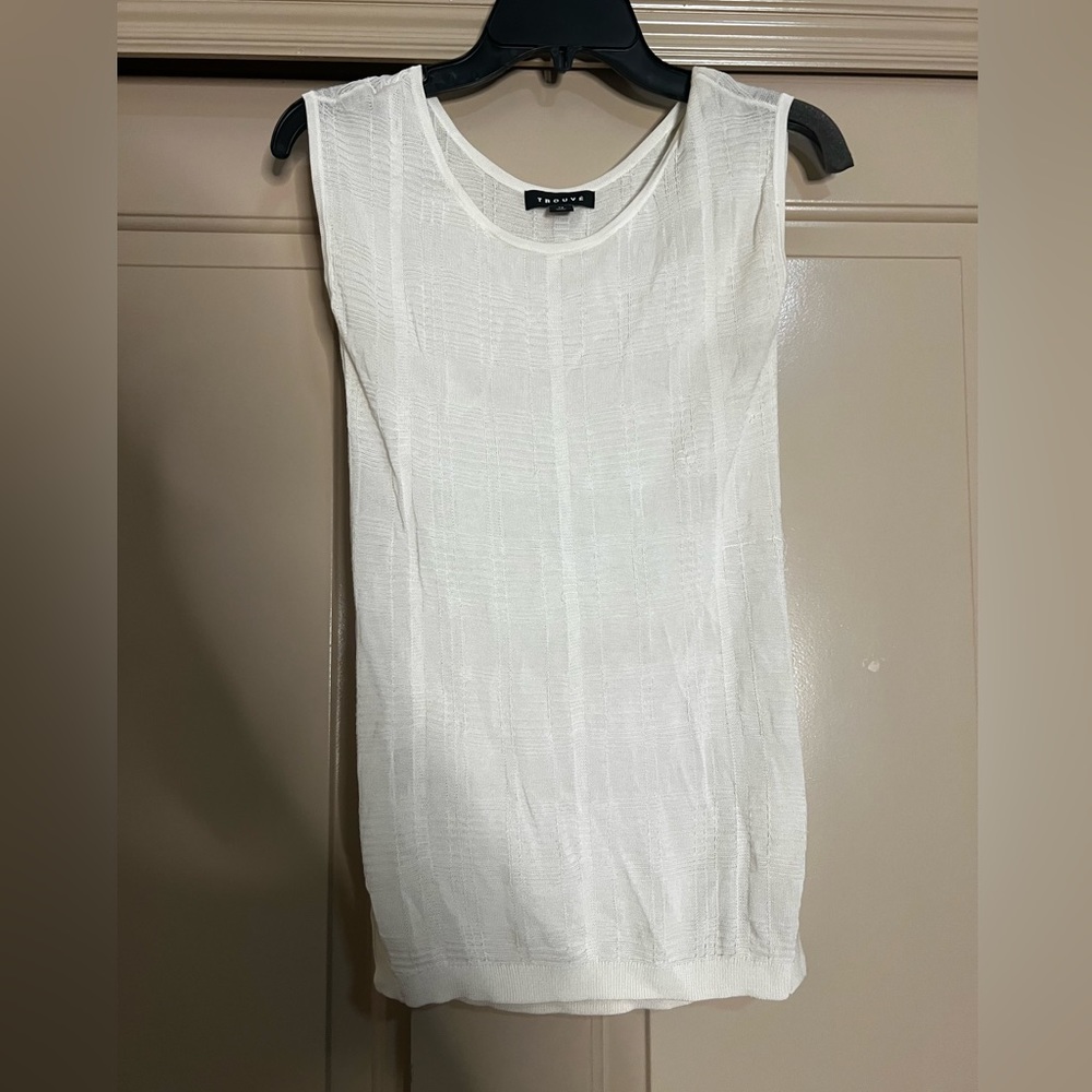 Trouvé white tank top women’s size XS barely worn great condition